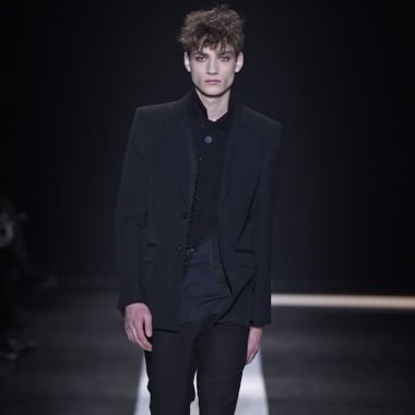 2015巴黎秋冬男装周 Ann Demeulemeester秀场 依然邪魅