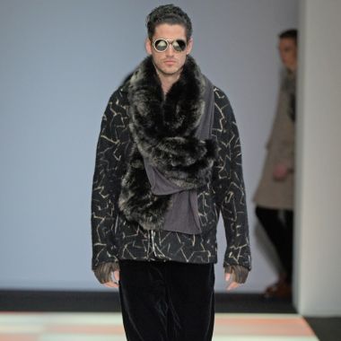 2015米兰秋冬男装周DAY4 Emporio Armani秀场 轻松优雅