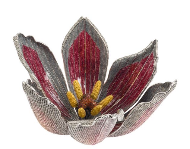 周大福奇幻花园展品——郁金香