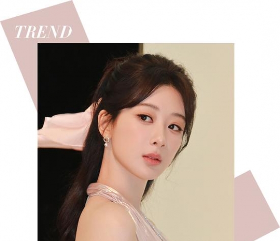 是什么样又素又美的妆容又频频在热搜出现？